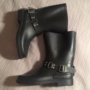 UK BRAND Black festival wellie boots / rain boots